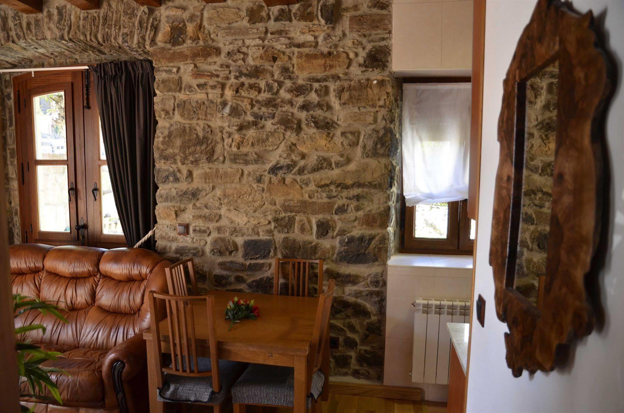 Apartamentos Spa Cantabria Infinita Cillorigo de Liebana Esterno foto
