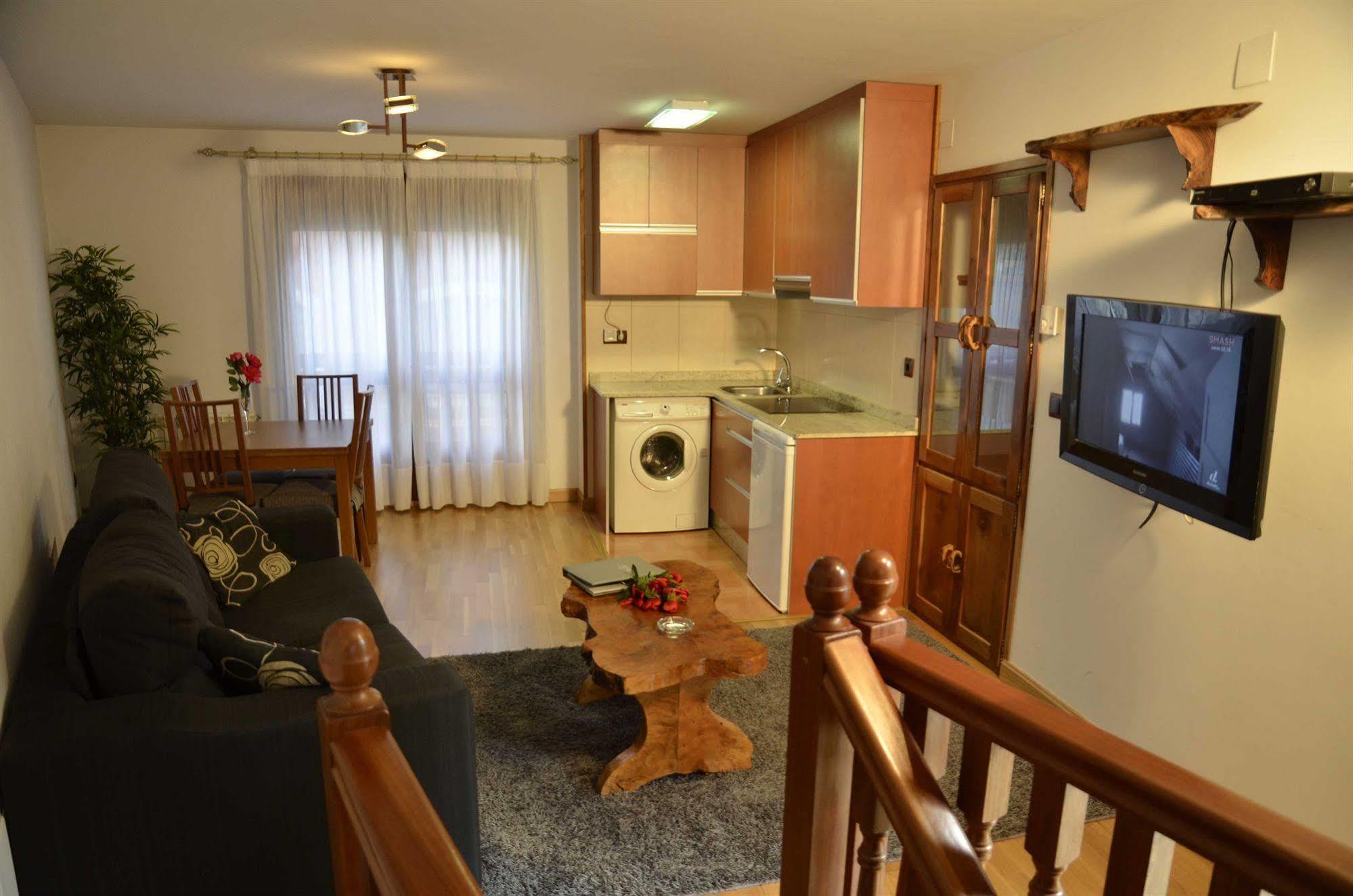 Apartamentos Spa Cantabria Infinita Cillorigo de Liebana Esterno foto