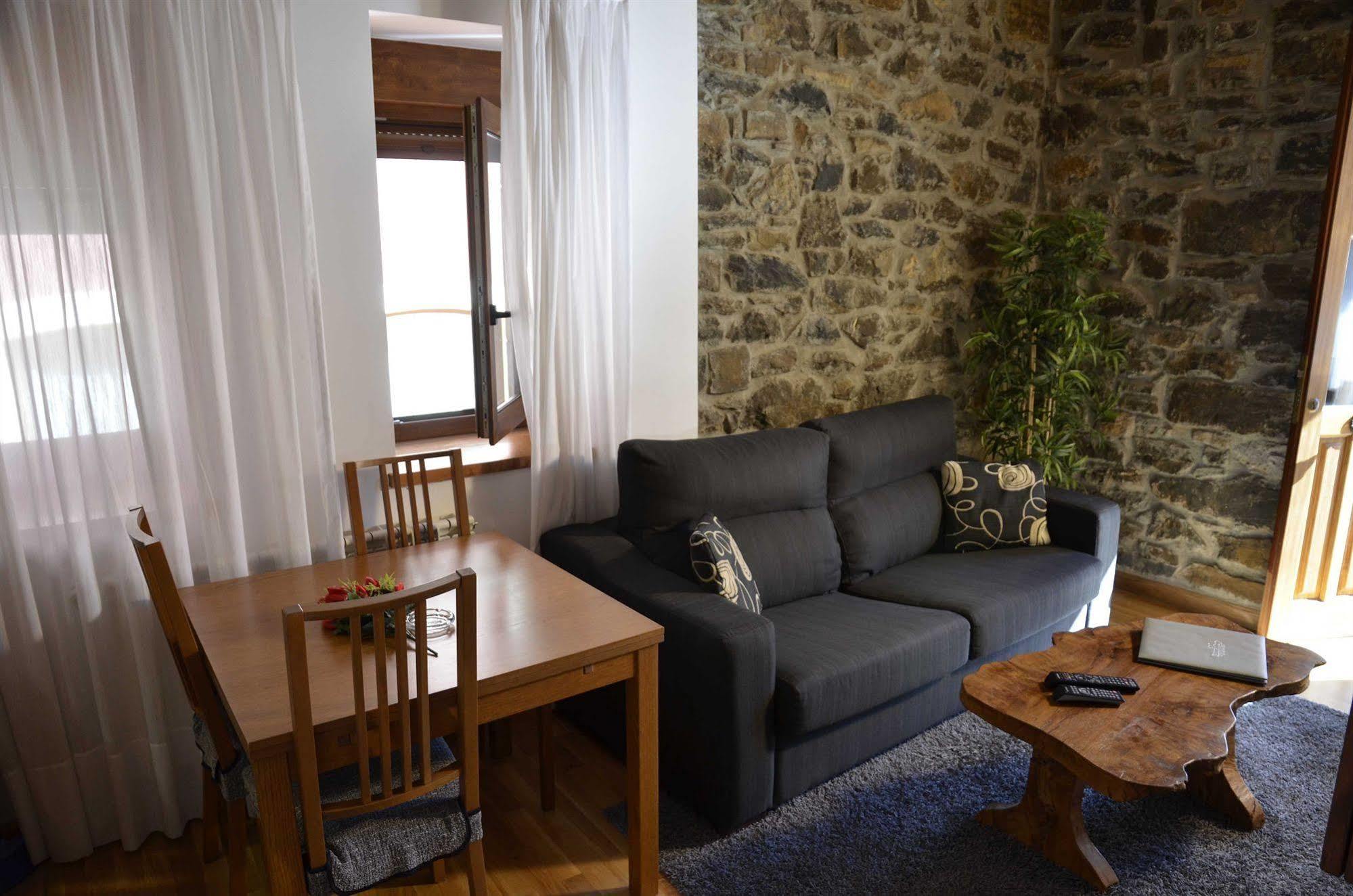 Apartamentos Spa Cantabria Infinita Cillorigo de Liebana Esterno foto