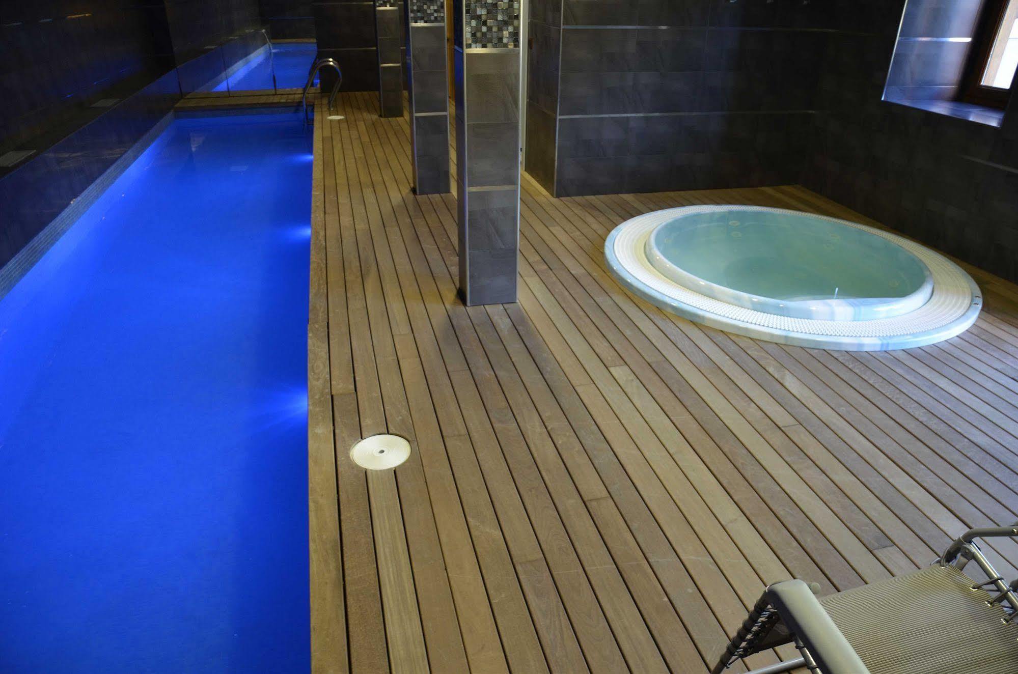 Apartamentos Spa Cantabria Infinita Cillorigo de Liebana Esterno foto