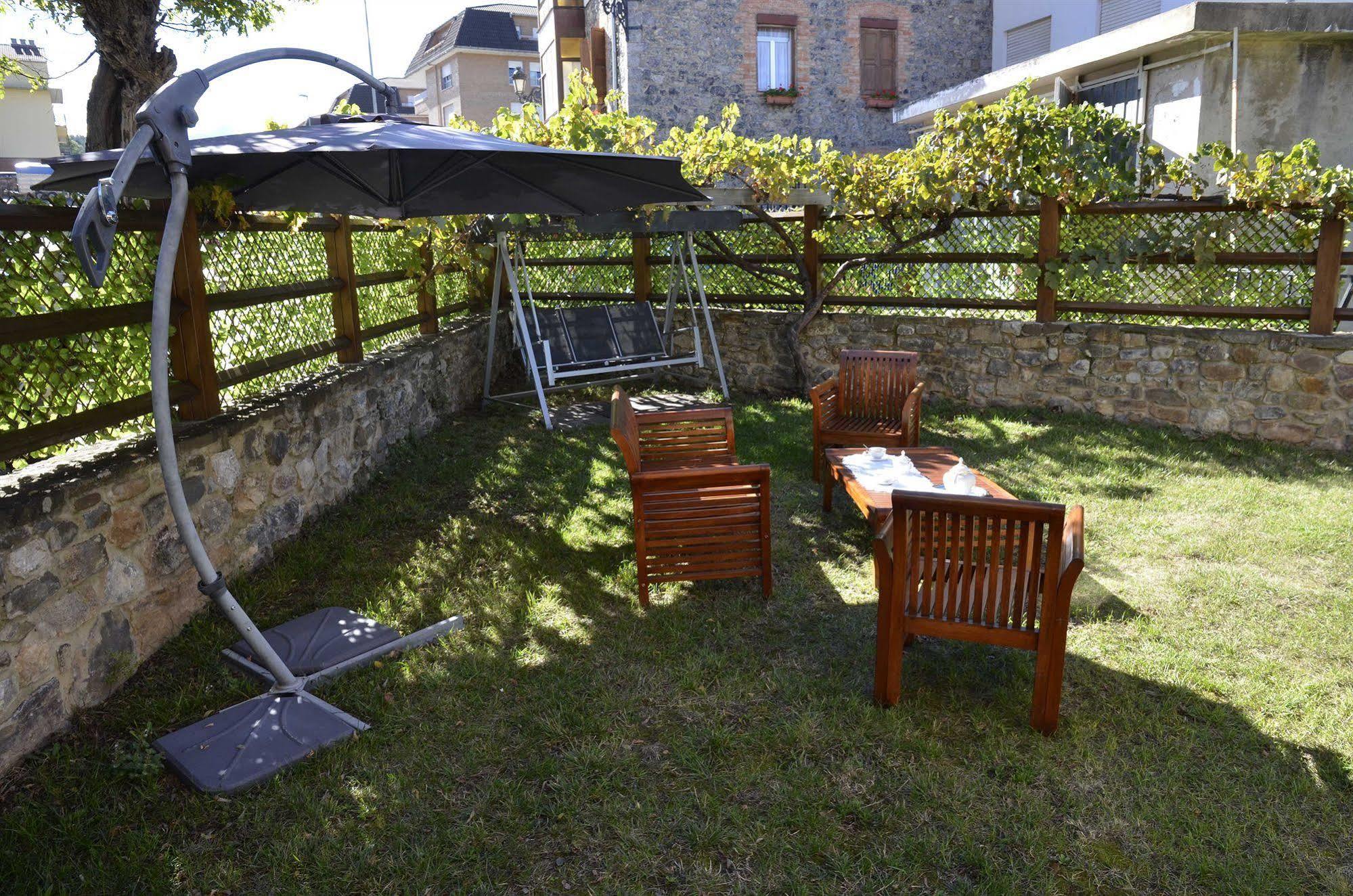 Apartamentos Spa Cantabria Infinita Cillorigo de Liebana Esterno foto